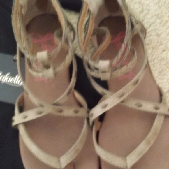 Jellypop Shoes - Jelly pop sandals..